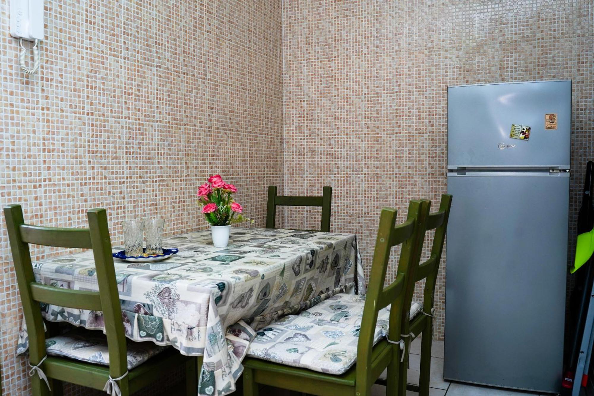 شقة Casa Friends' House Napoli المظهر الخارجي الصورة